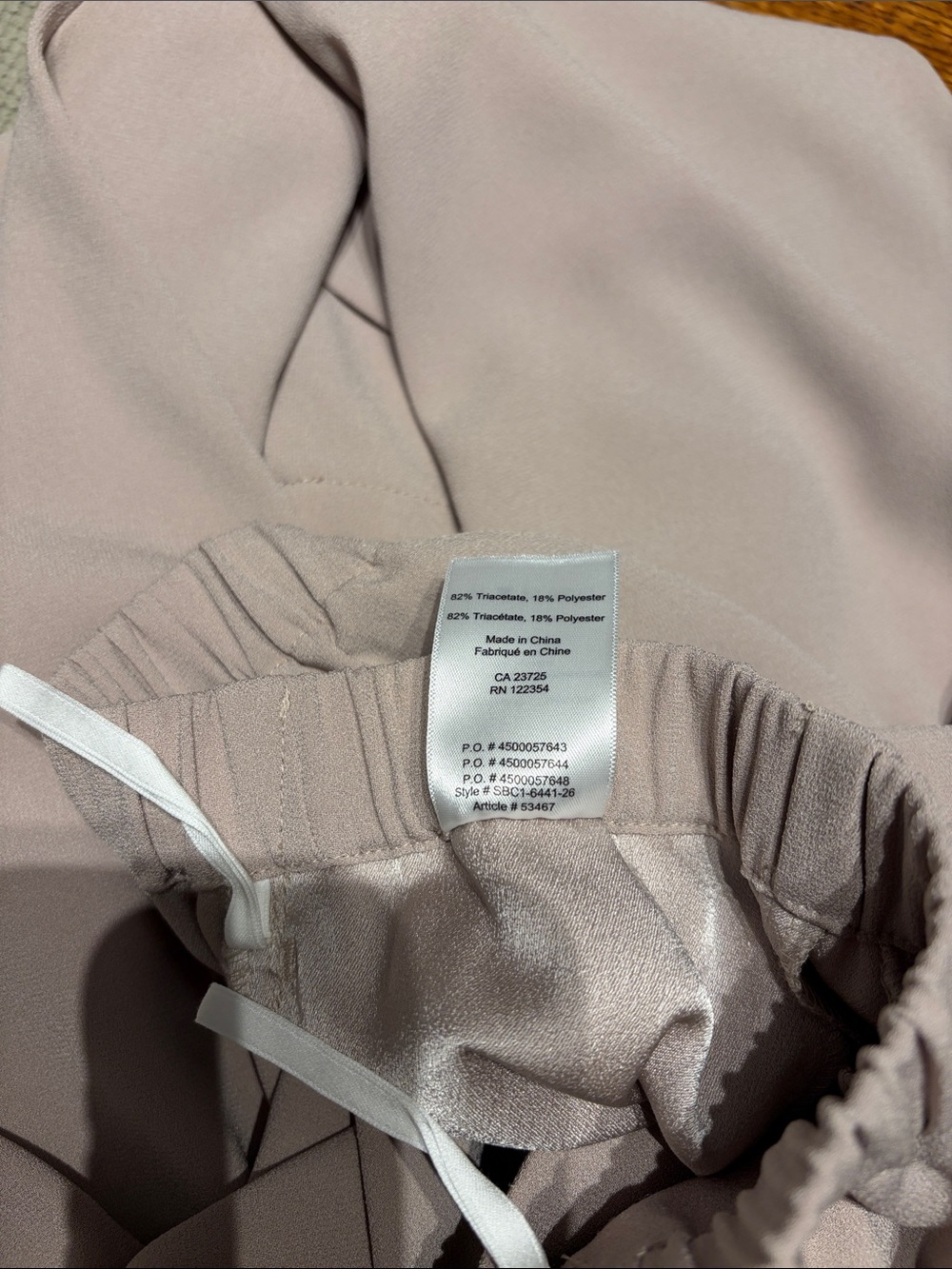 Babaton Aritzia Women's Soft Beige/Taupe Dexter Joggers pants Sz:S - Picture 10 of 11